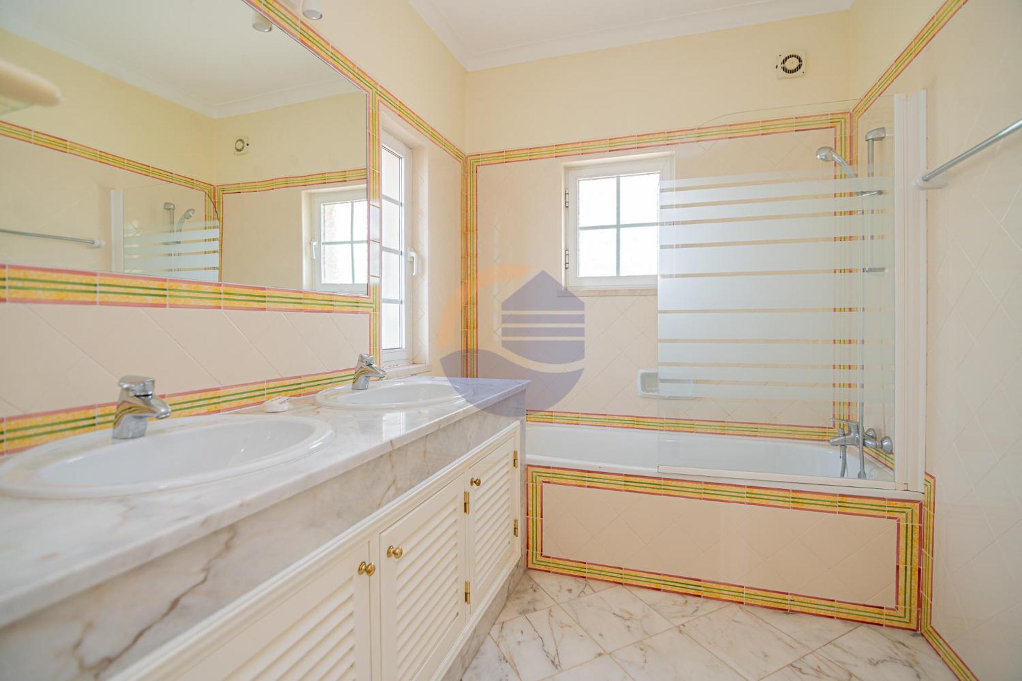 Villa Luxury Suites, Heated Outdoor Pool Portimao Bagian luar foto